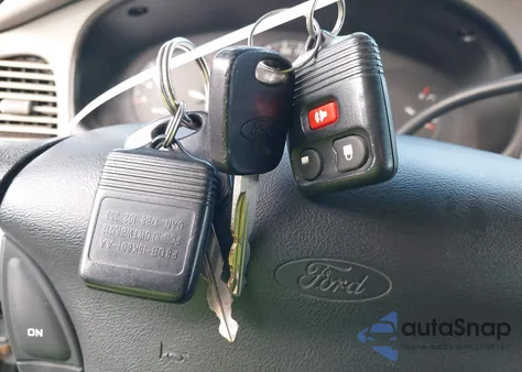 1999 Ford Ranger Xl/Xlt from USA, damaged, VIN 1FTYR14V4XTA75135